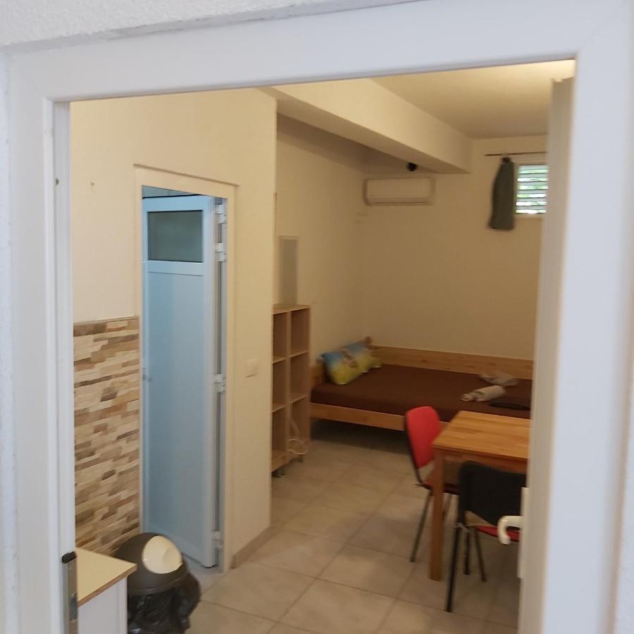 Rooms- Denis Split Exteriör bild