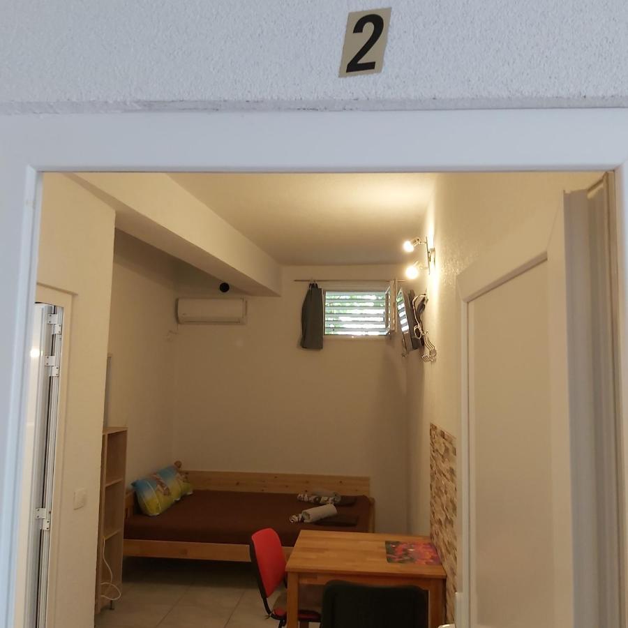 Rooms- Denis Split Exteriör bild